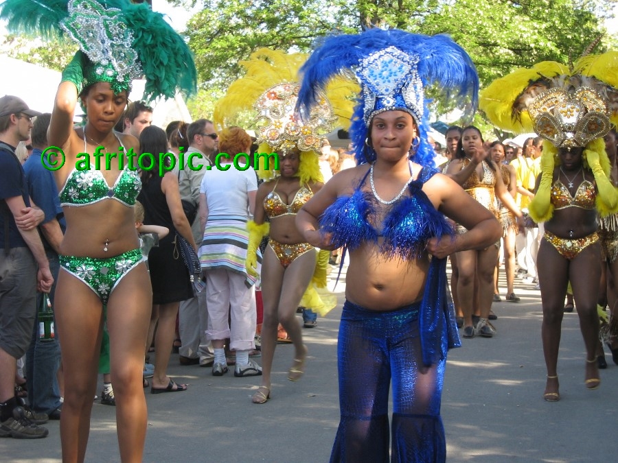 ../Images/AfricaFestival-27-28May05 057.jpg